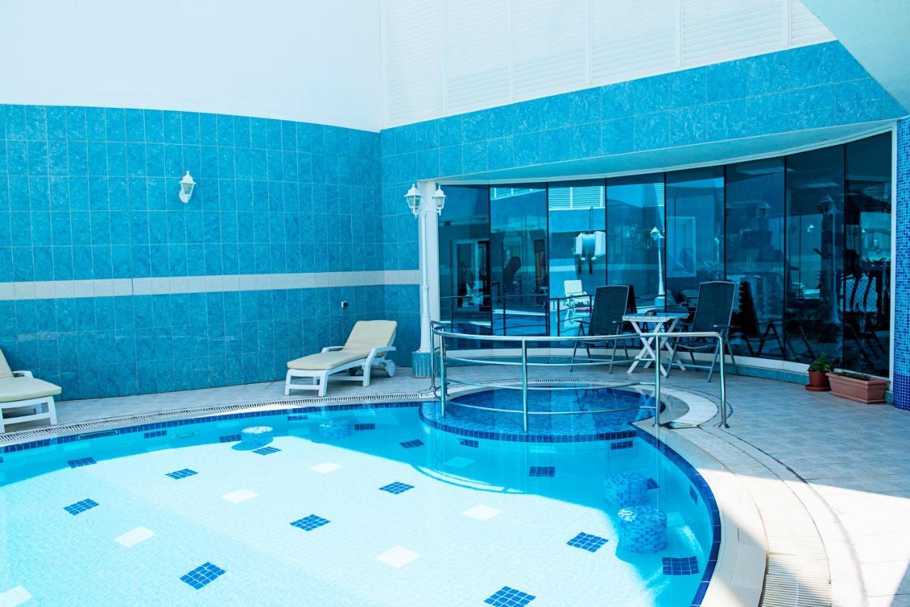 Platinum Hotel Apartments Abu Dhabi Esterno foto