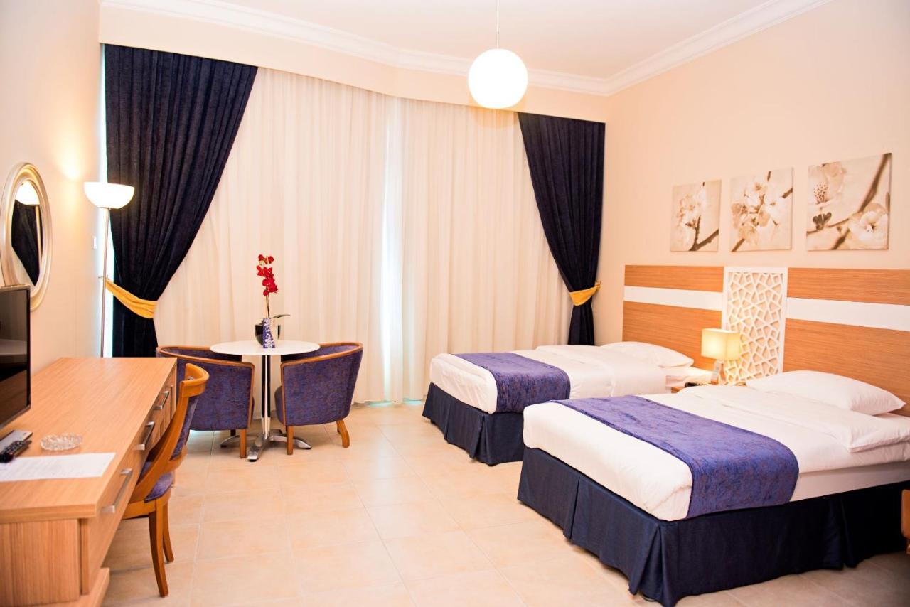 Platinum Hotel Apartments Abu Dhabi Esterno foto